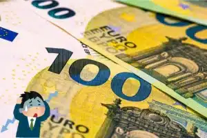 Eurozone Consumer Confidence Falls Sharply in April Amid Trade Tensions