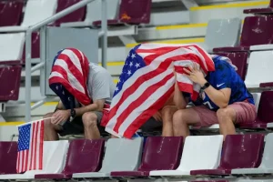 Americans' Job Confidence Falls to Lowest Level Since 2021 Despite Stable Labor Market