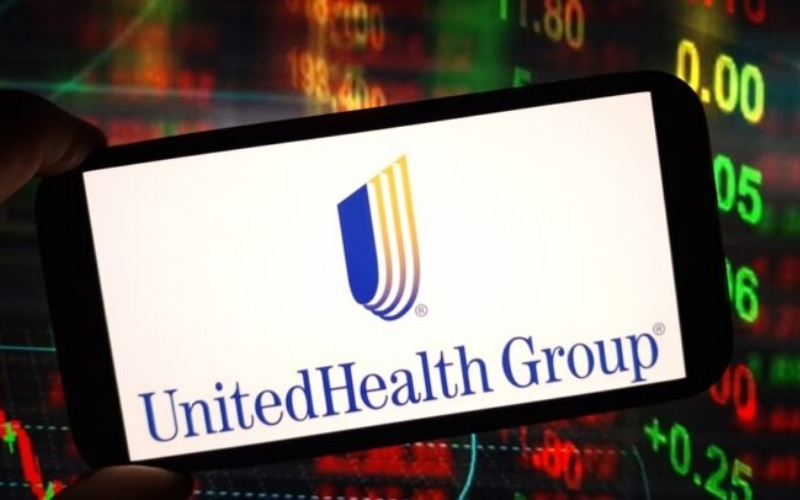UnitedHealth (UNH) shares continued their upward momentum